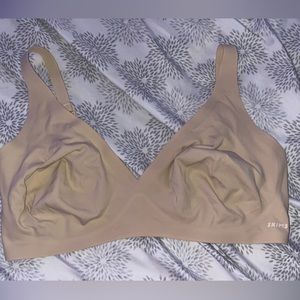 Skims bra